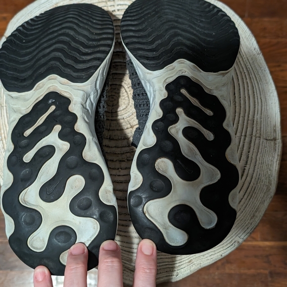 Nike React Phantom Run Flyknit 2 Iron Grey Silver US Men's 8.5 Women's 10.5 - Picture 6 of 10